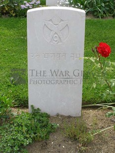 ANCONA WAR CEMETERY - HARKA BAHADUR BHORA, 